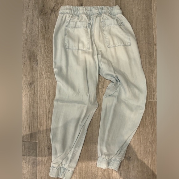 Bella Dahl- draw string joggers with pockets - denim blue wash - size medium - Picture 2 of 4